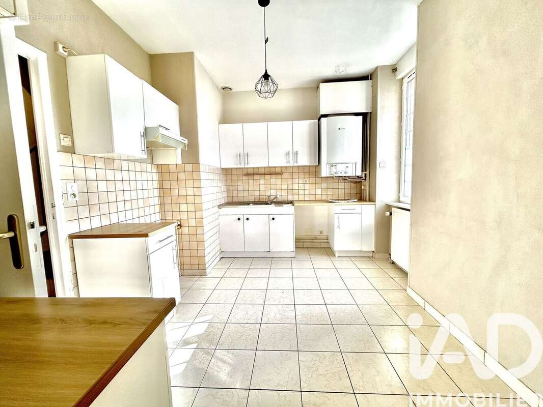 Photo 4 - Maison à VILLENEUVE-SUR-YONNE