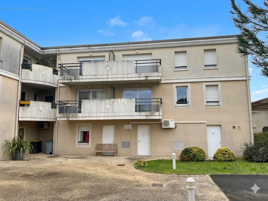 Appartement à CHATEAUBERNARD