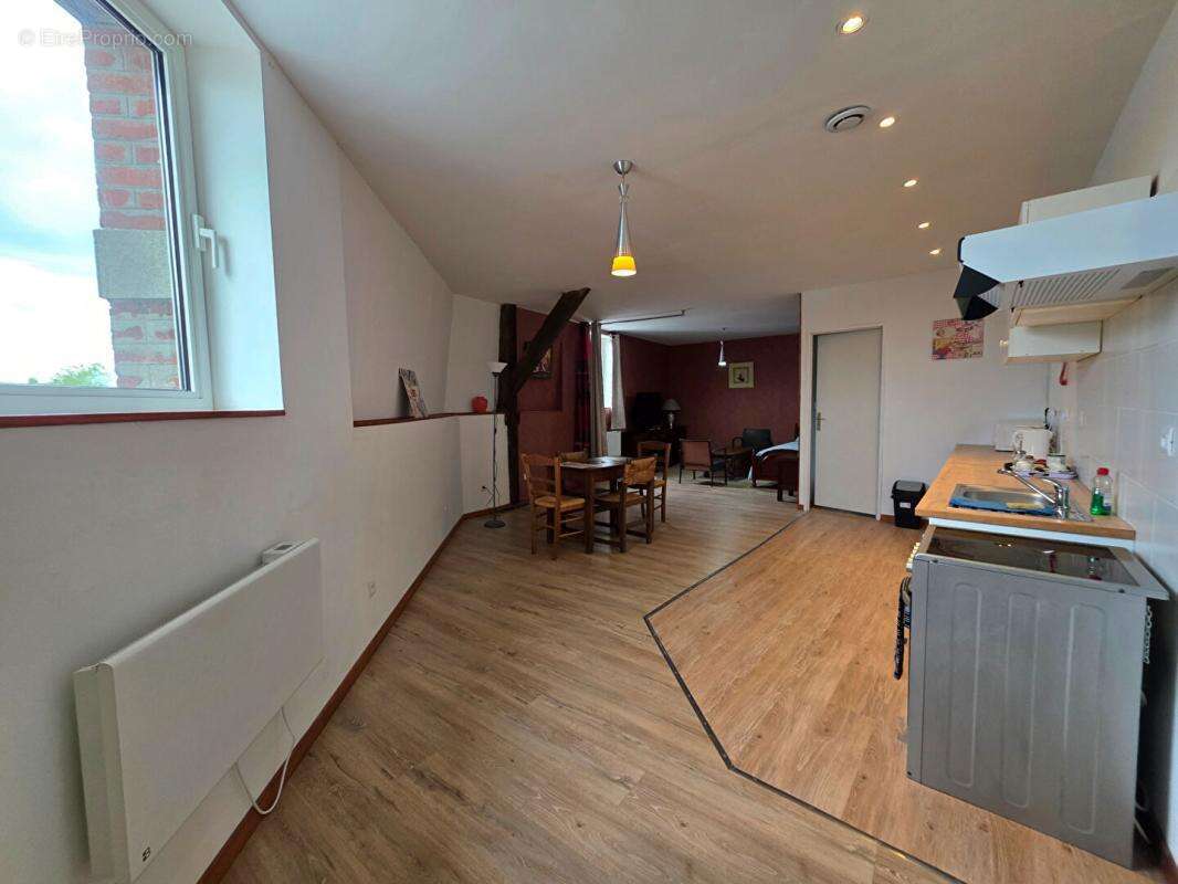 Appartement à FOURMIES
