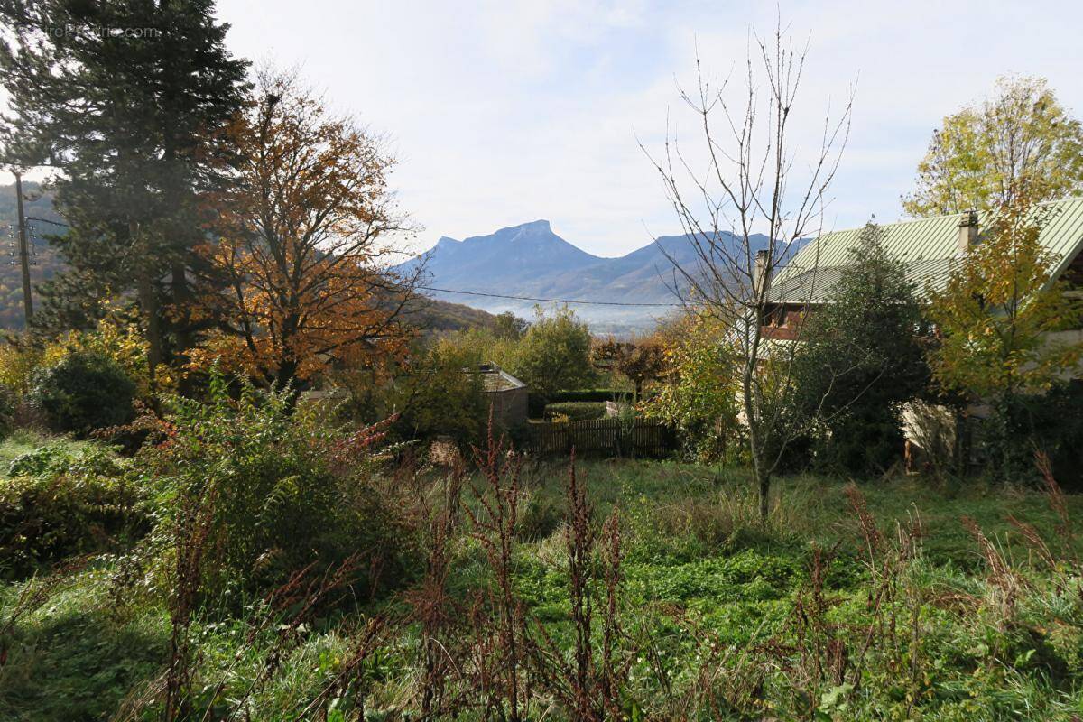 Terrain à SAINT-JEAN-D'ARVEY