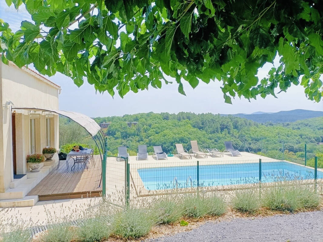 Maison à MONOBLET