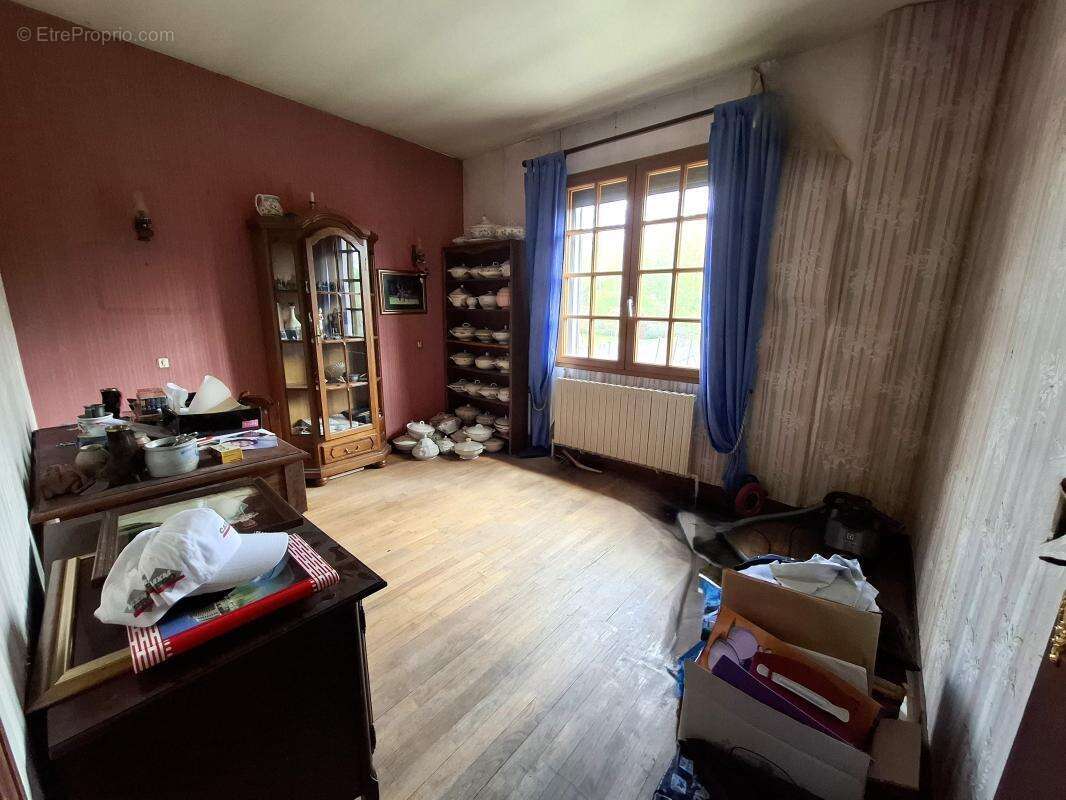 Maison à TRACY-LE-VAL