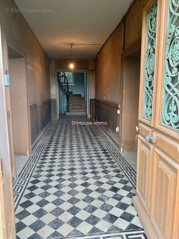 Maison 223 m² à Sainte-Colombe  - photo 30