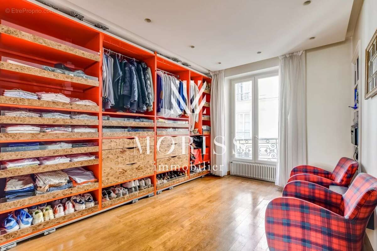 Appartement à PARIS-9E