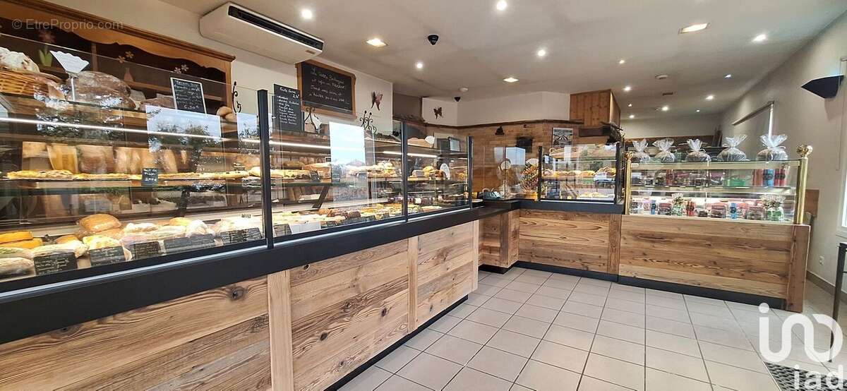 Photo 2 - Commerce à SAINT-GERMAIN-SUR-L'ARBRESLE