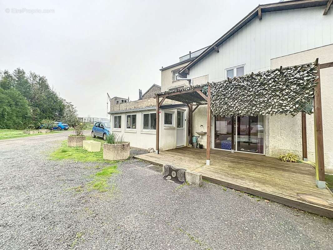 Appartement à GUILLERVAL