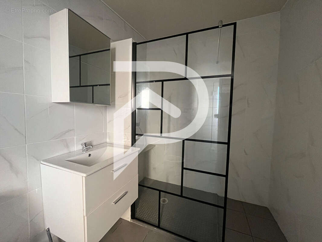 Maison à VIRY-CHATILLON