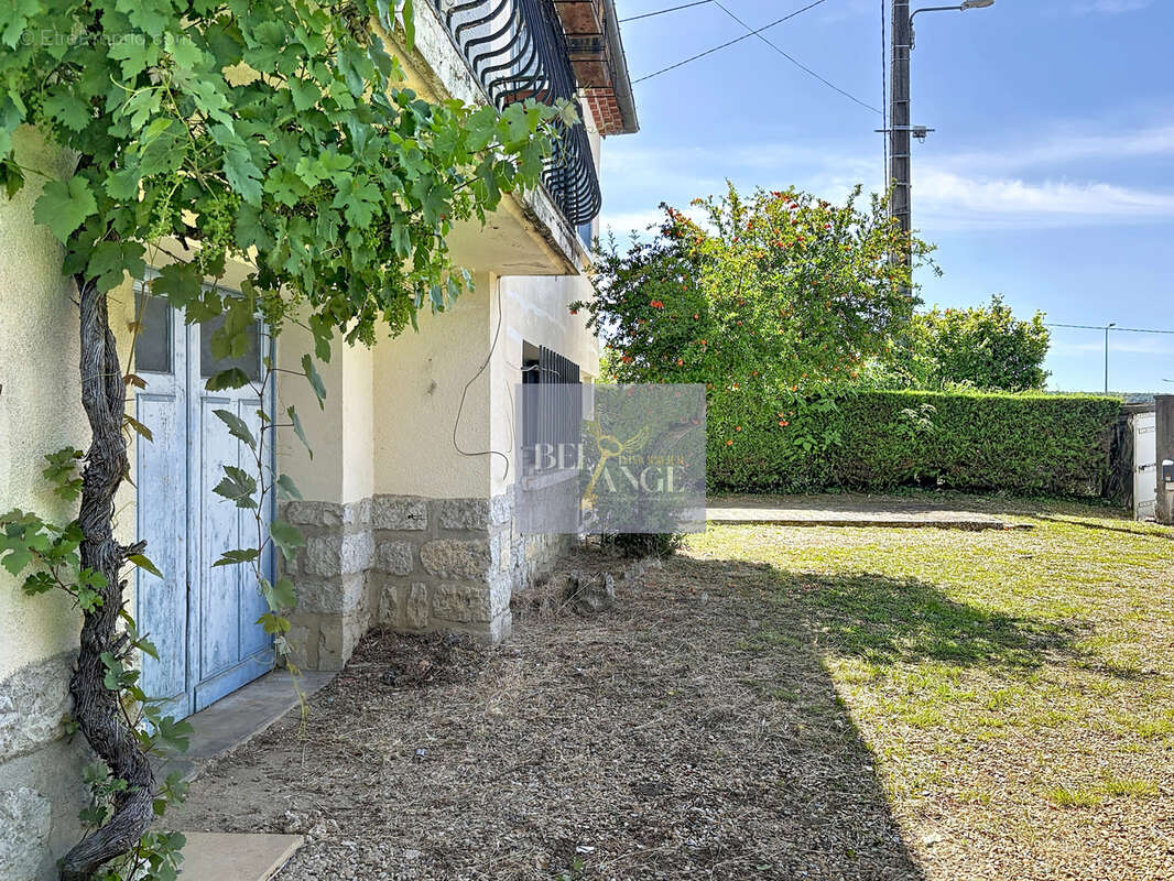 Maison à RUOMS