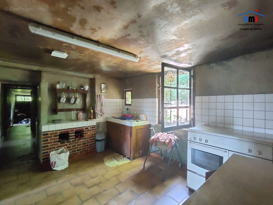 Maison à L'HOME-CHAMONDOT