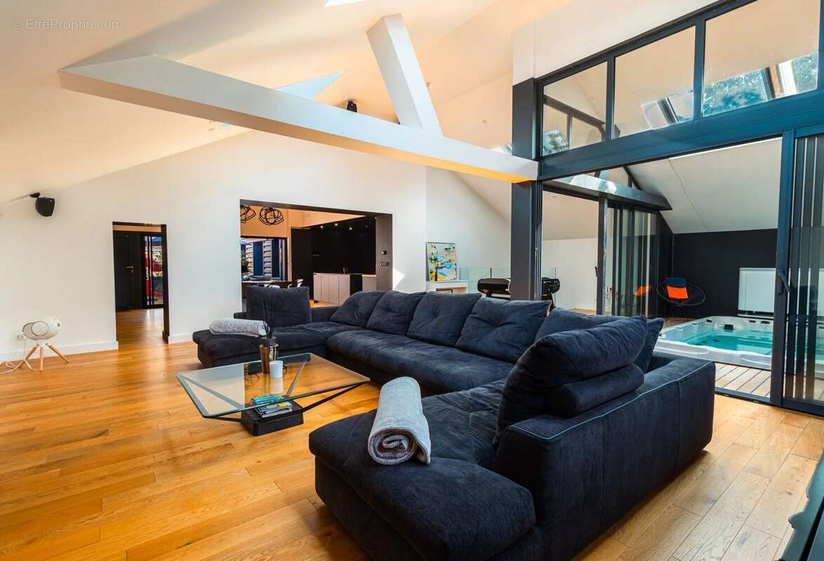 Appartement à BRIVE-LA-GAILLARDE