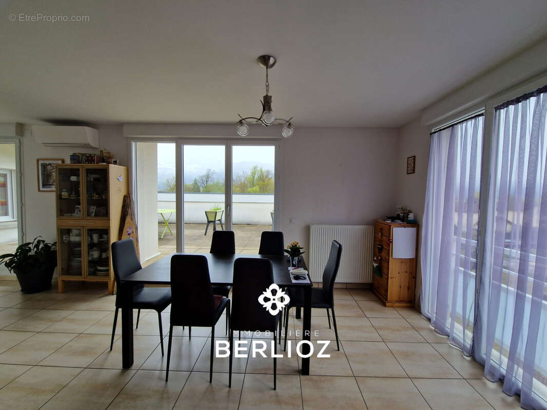 Appartement à LUMBIN