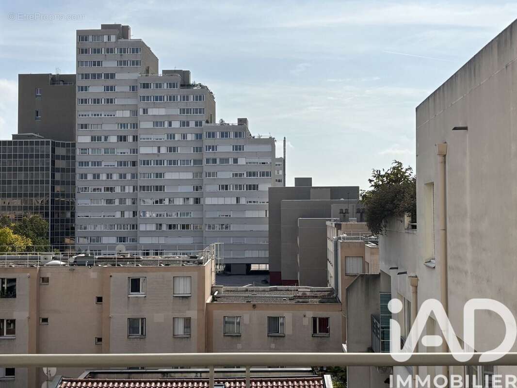 Photo 5 - Appartement à VILLEURBANNE