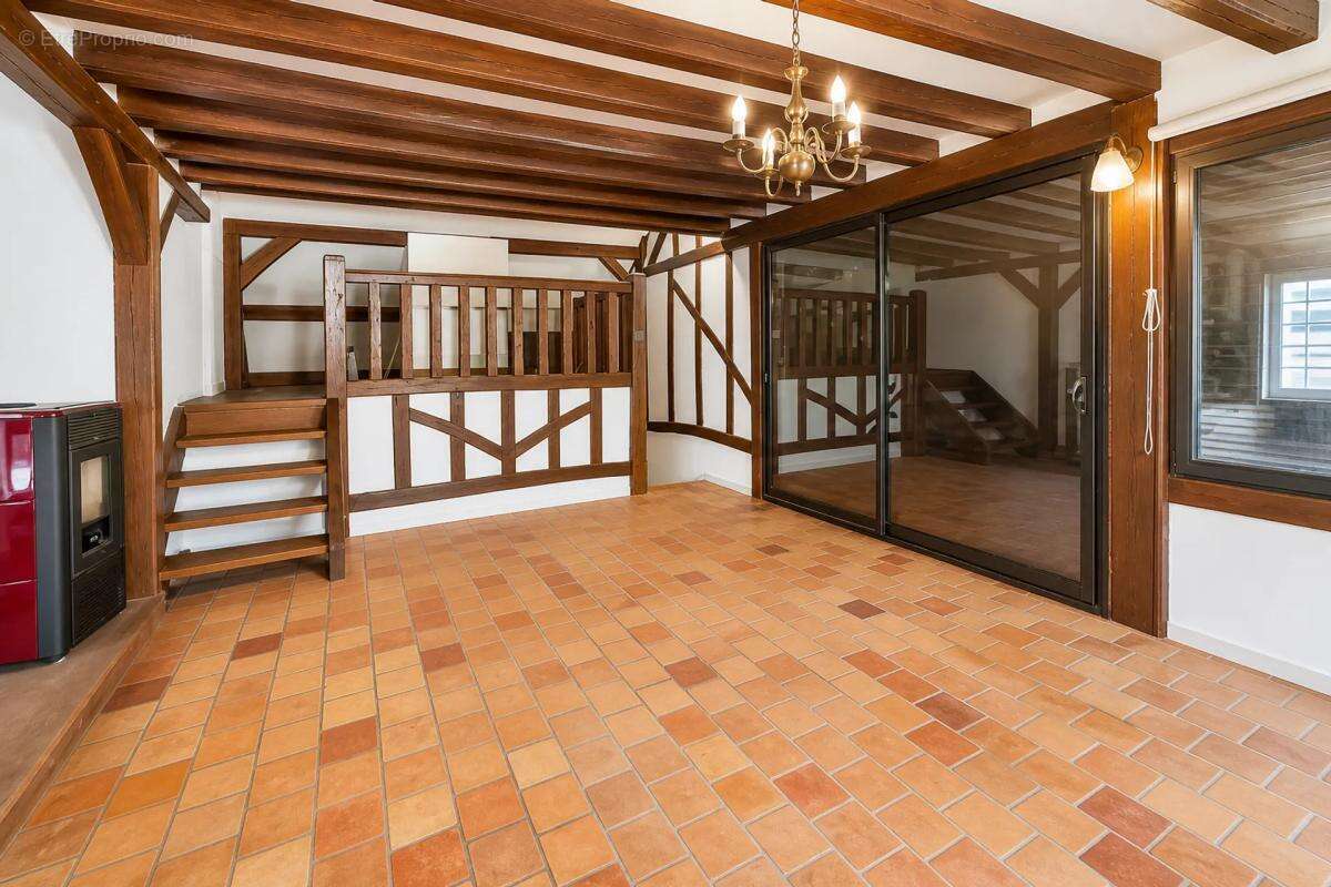Maison à GIEVRES