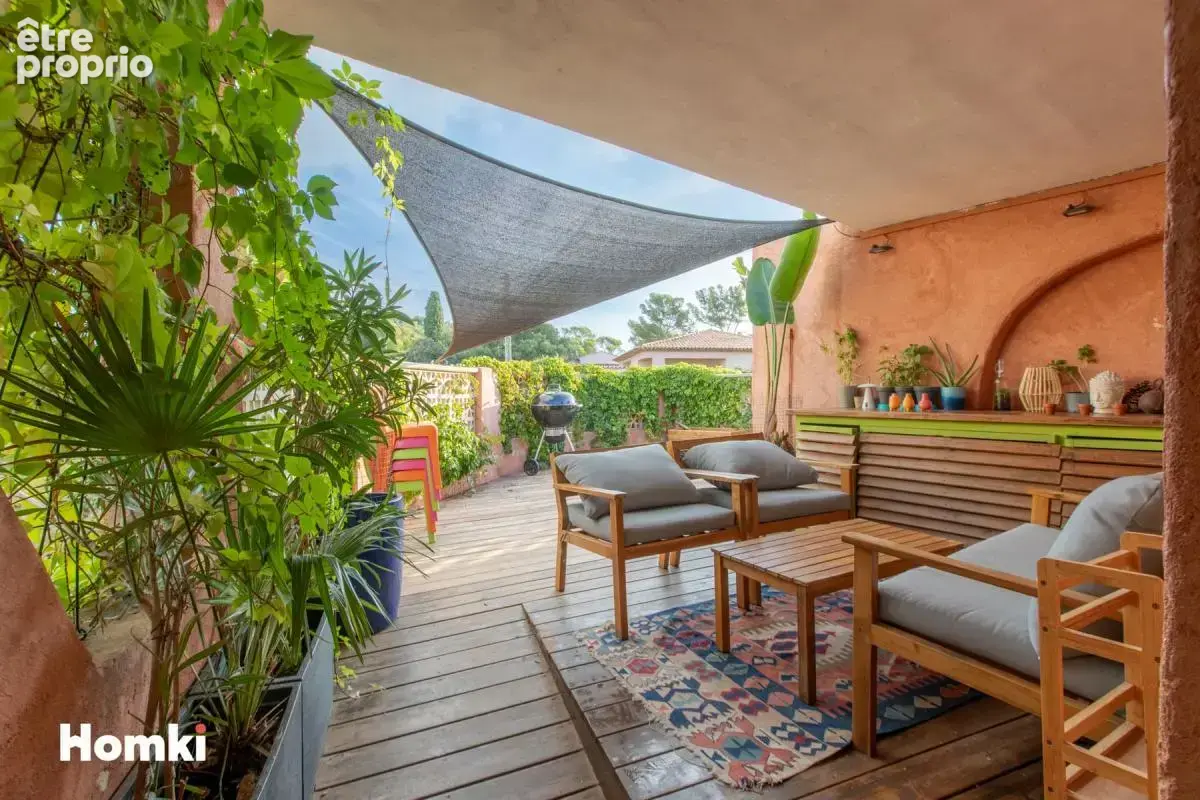 Appartement T5 de 151 m² à Fréjus 83370, Avenue de la Corniche d'Azur - photo 14