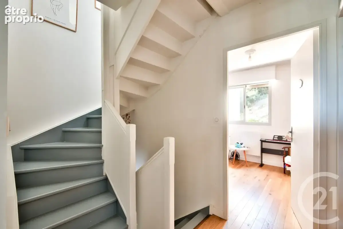 Appartement 4 pièces 78 m² à vendre à Villefranche-Sur-Mer (06230) - photo 8