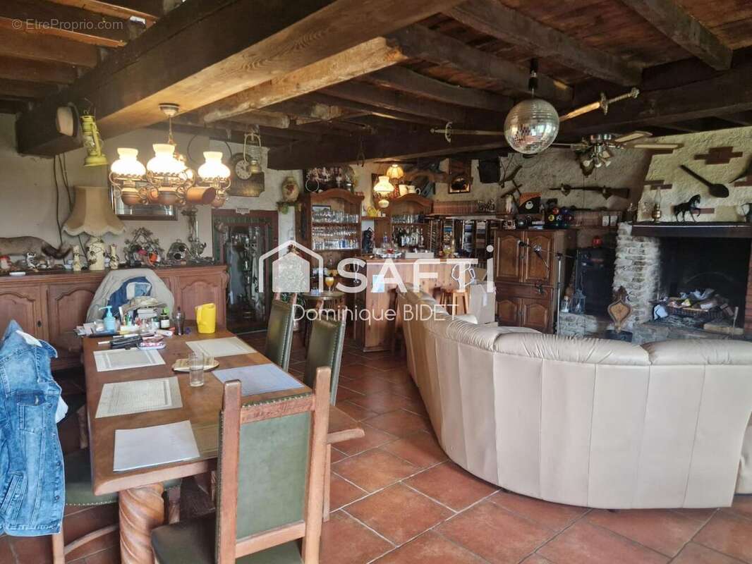 Photo 3 - Maison à LALIZOLLE