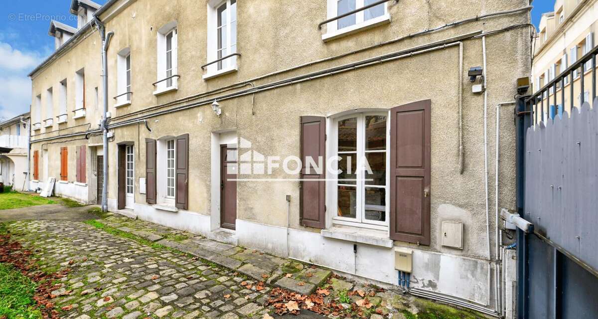 Appartement à MEULAN