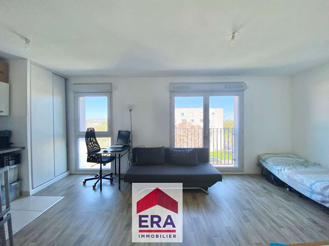 Appartement à SARTROUVILLE