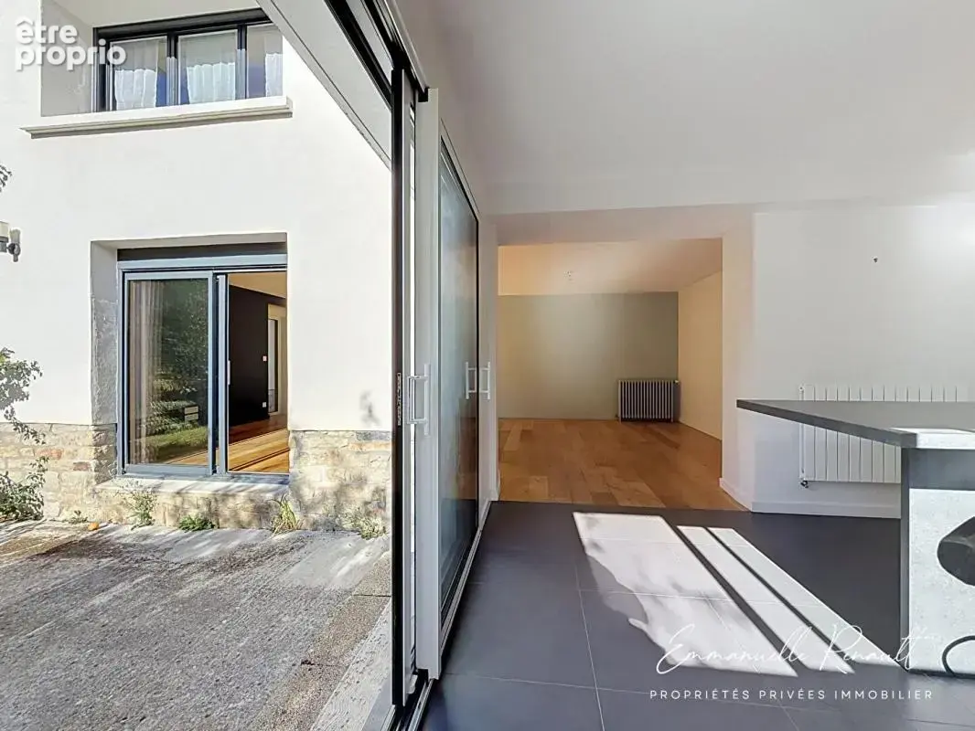 Élégante maison de 136 m² (144 m² au sol), avec vie de plain-pied et jardin. Quartier Sacré Coeur · Stade Becel · Vannes - photo 6