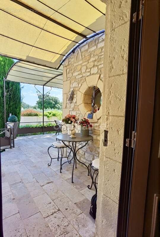 Maison à vendre Villa T6 de Plain-pied avec Piscine et grand terrain à 10mn d'Uzès - photo 14