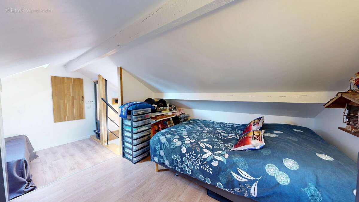 Maison 92 m² à Montfermeil  - photo 17