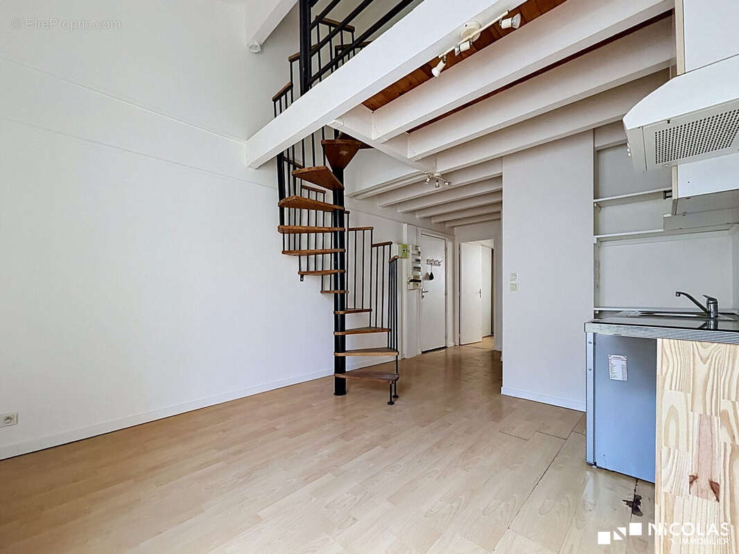 Appartement à BORDEAUX