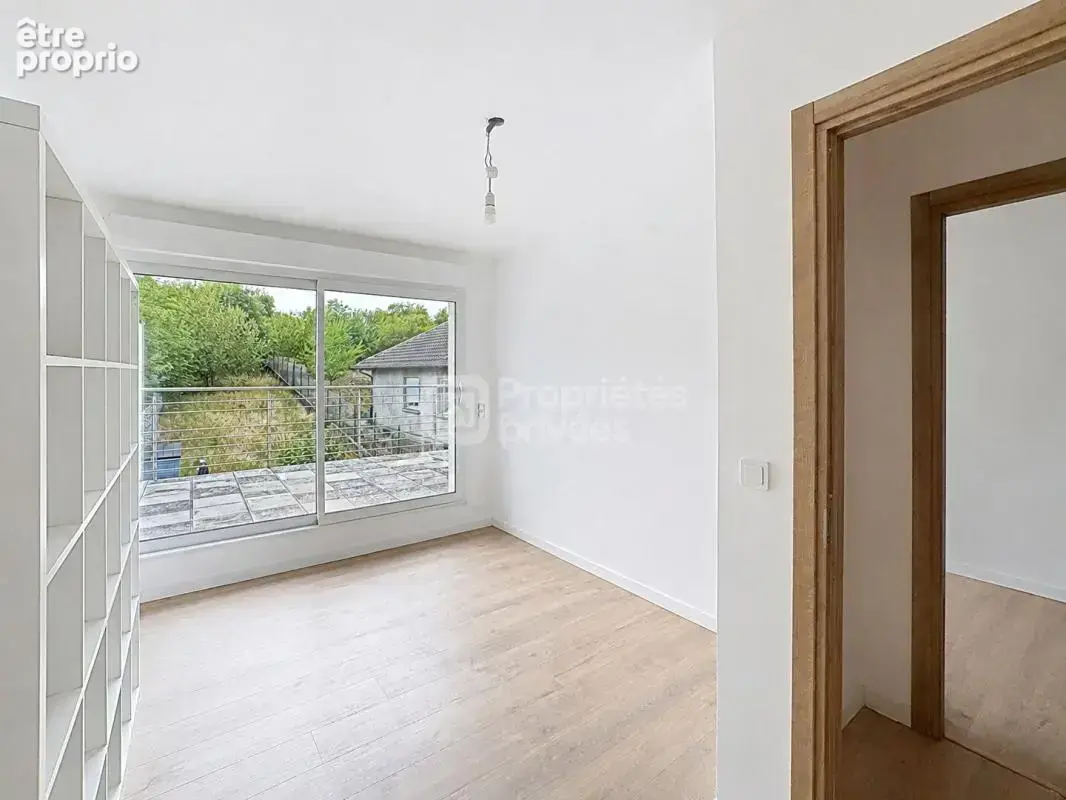 Maison de 110 m² avec 3 chambres, grand garage et jardin clos a rombas - photo 13