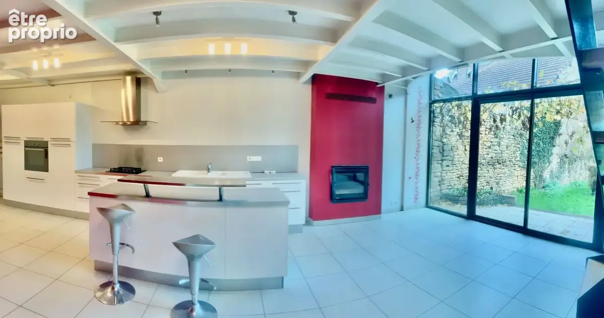 Maison 5 pièces 170 m² à vendre à Vesoul (70000) - photo 2