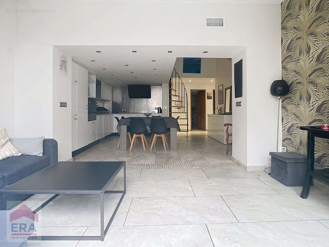 Appartement à MARSEILLE-14E