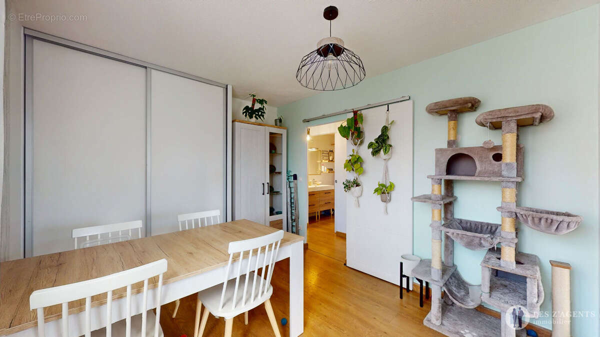 Appartement à ECHIROLLES