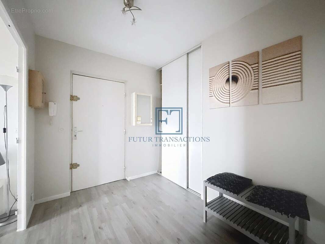 Appartement à ELANCOURT