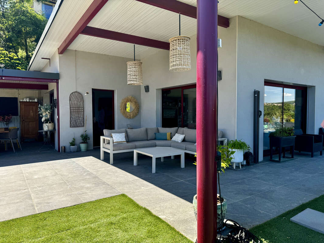 Atypique Plain-pied Contemporain avec Terrasses, Piscine et Vue… - photo 5