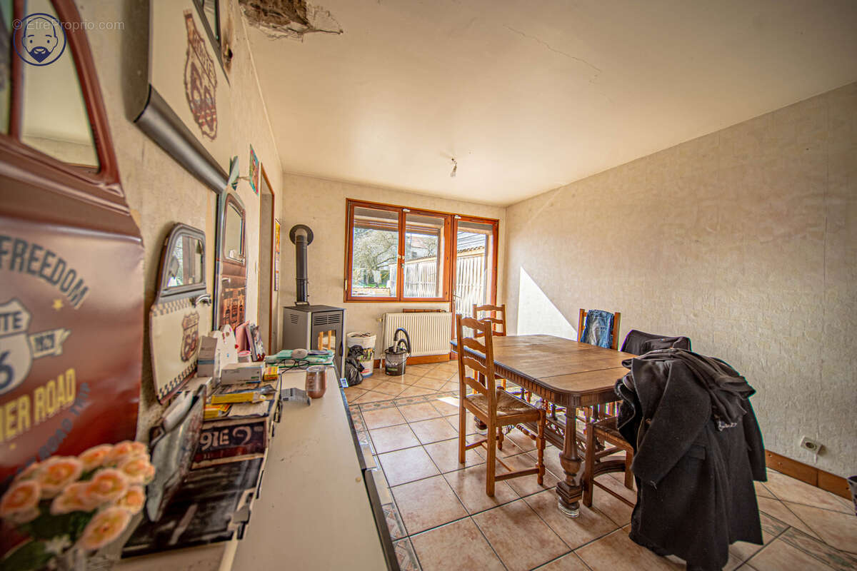 Maison à COMMERCY