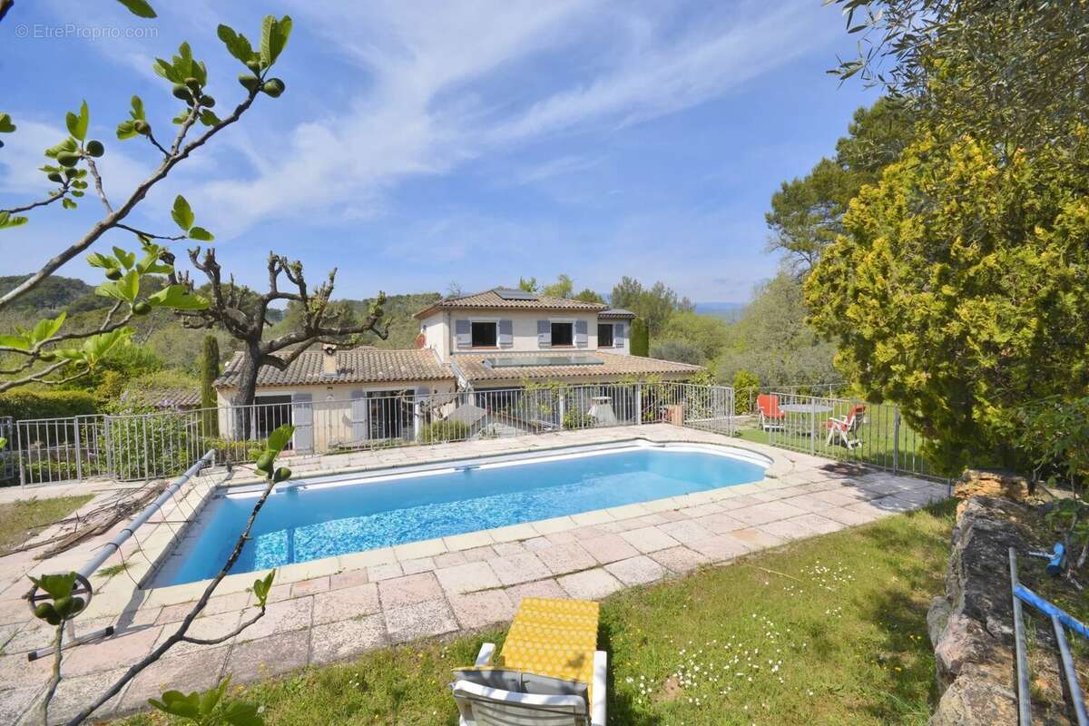 Maison à MOUANS-SARTOUX