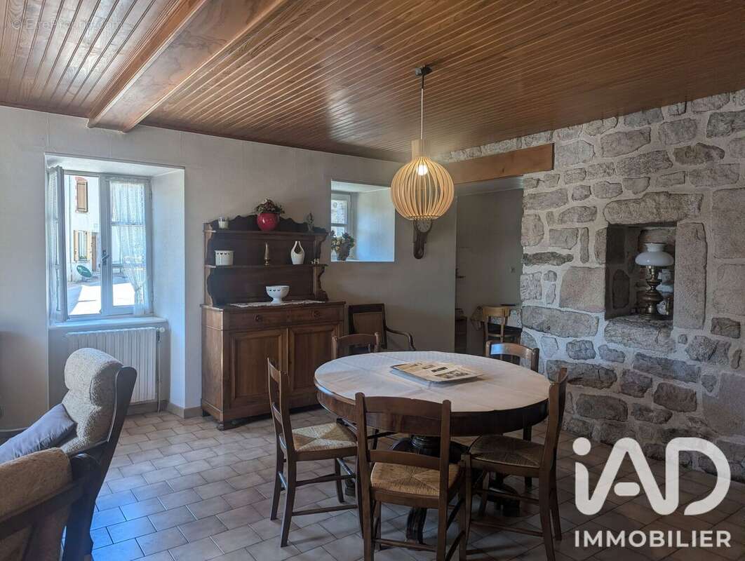 Maison 87 m² à Lalouvesc  - photo 9