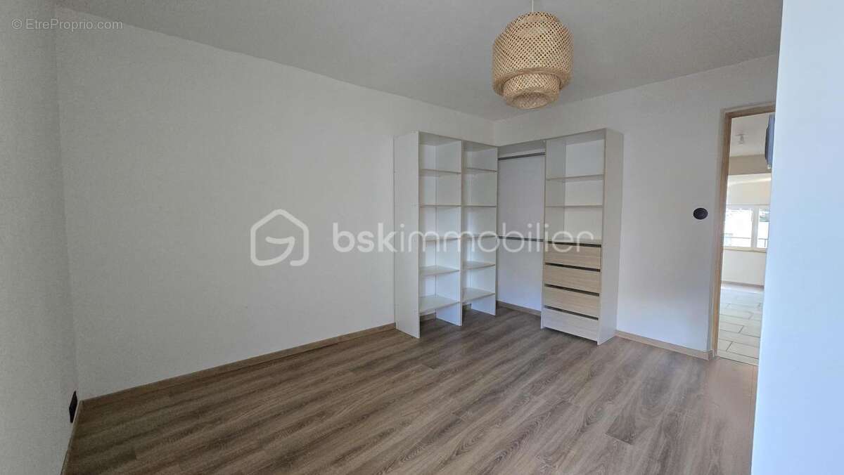 Appartement avec jardin et parking - photo 8