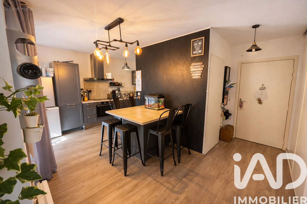 Photo 1 - Appartement à MARSEILLE-10E