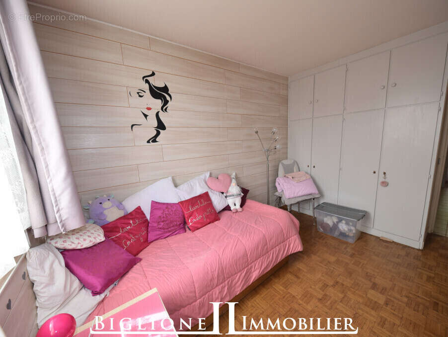 Appartement à COUBRON