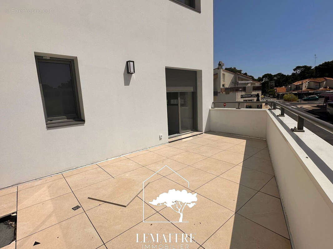 Appartement à LES MATHES