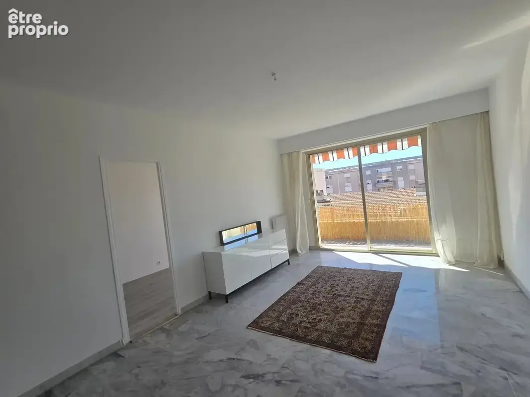 Bel appartement 4 pièces au Parc Impérial à Nice - photo 2