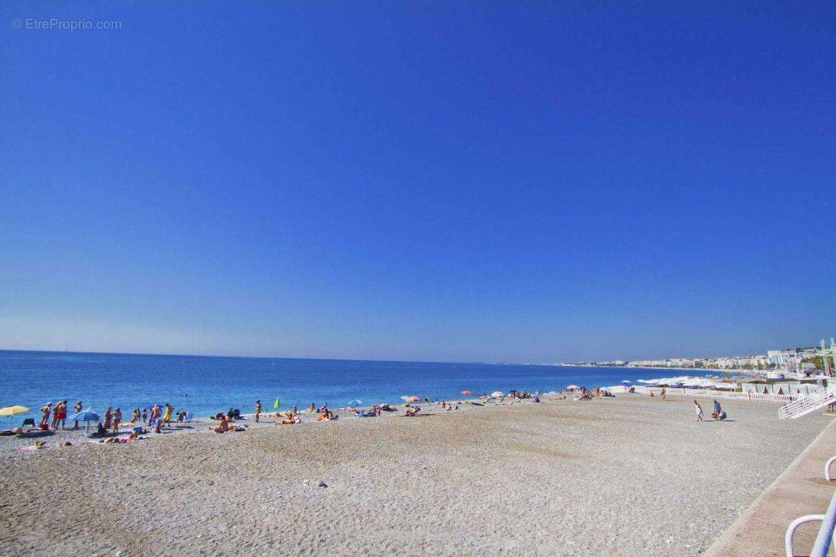 Front de mer à Nice, 2 pièces de 66m² avec jardin de 55m² - photo 29