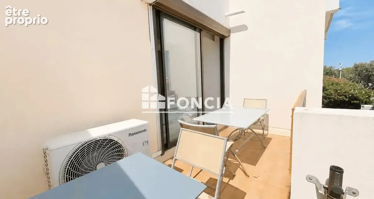 Grand Studio rénové avec terrasse, parking et climatisation – À proximité de la plage - photo 8