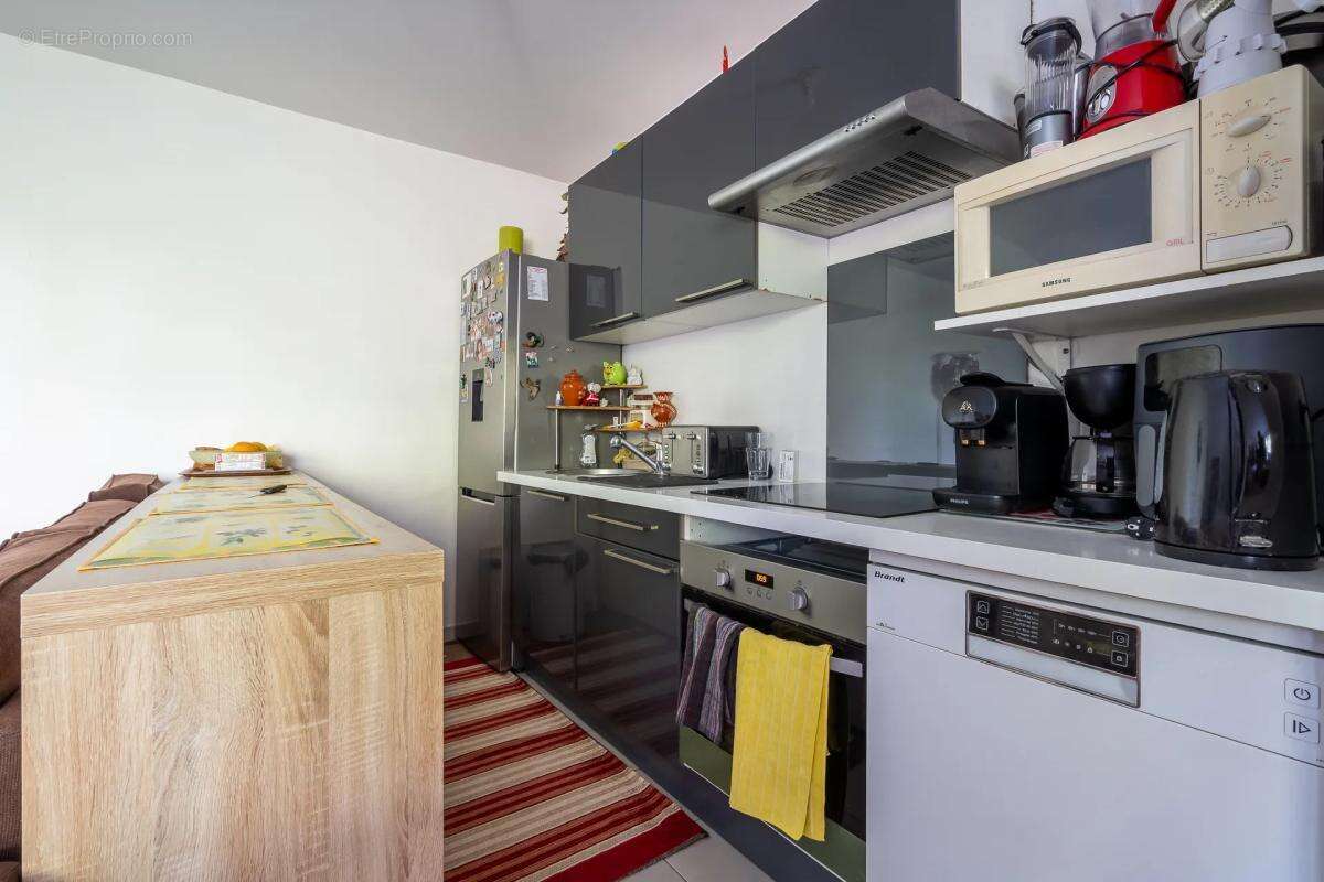 Beau 2 pièces de 48 m² avec terrasse - vendu loué - photo 5