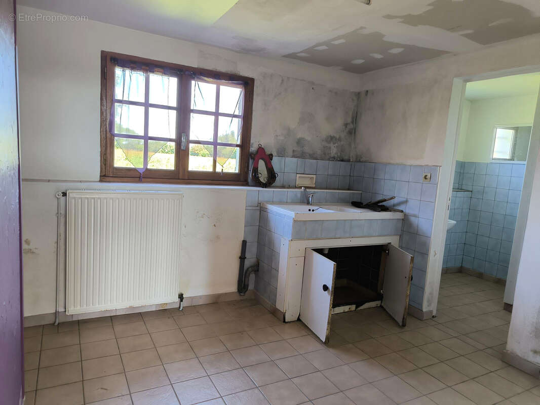 Maison à SAINTE-HONORINE-DES-PERTES