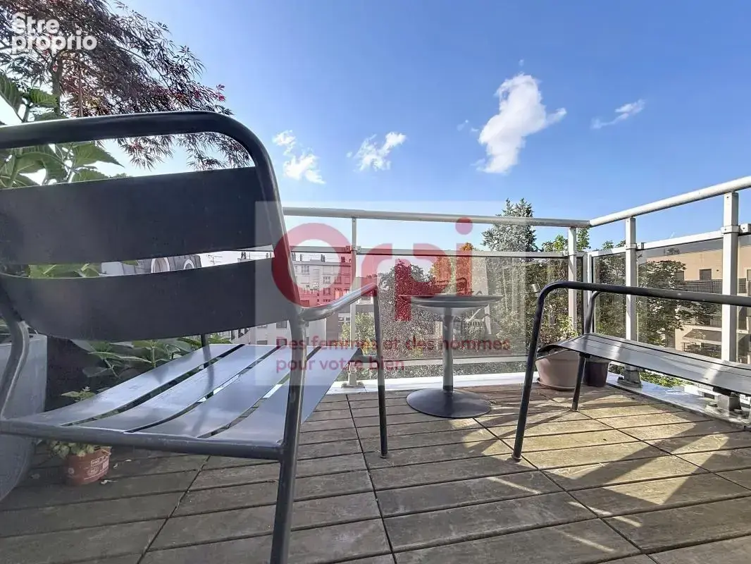 Appartement à ISSY-LES-MOULINEAUX
