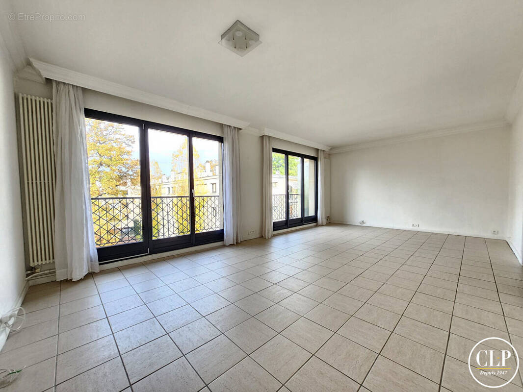 Appartement à NOGENT-SUR-MARNE