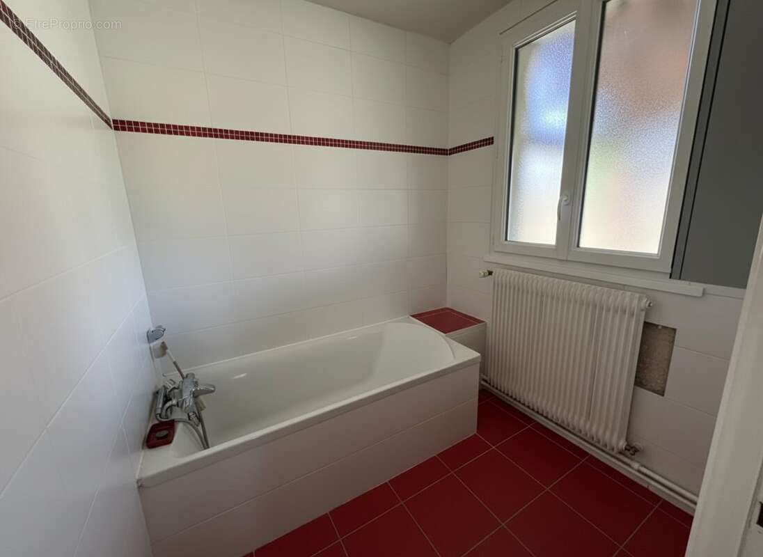 Maison à SAINT-DENIS-EN-VAL