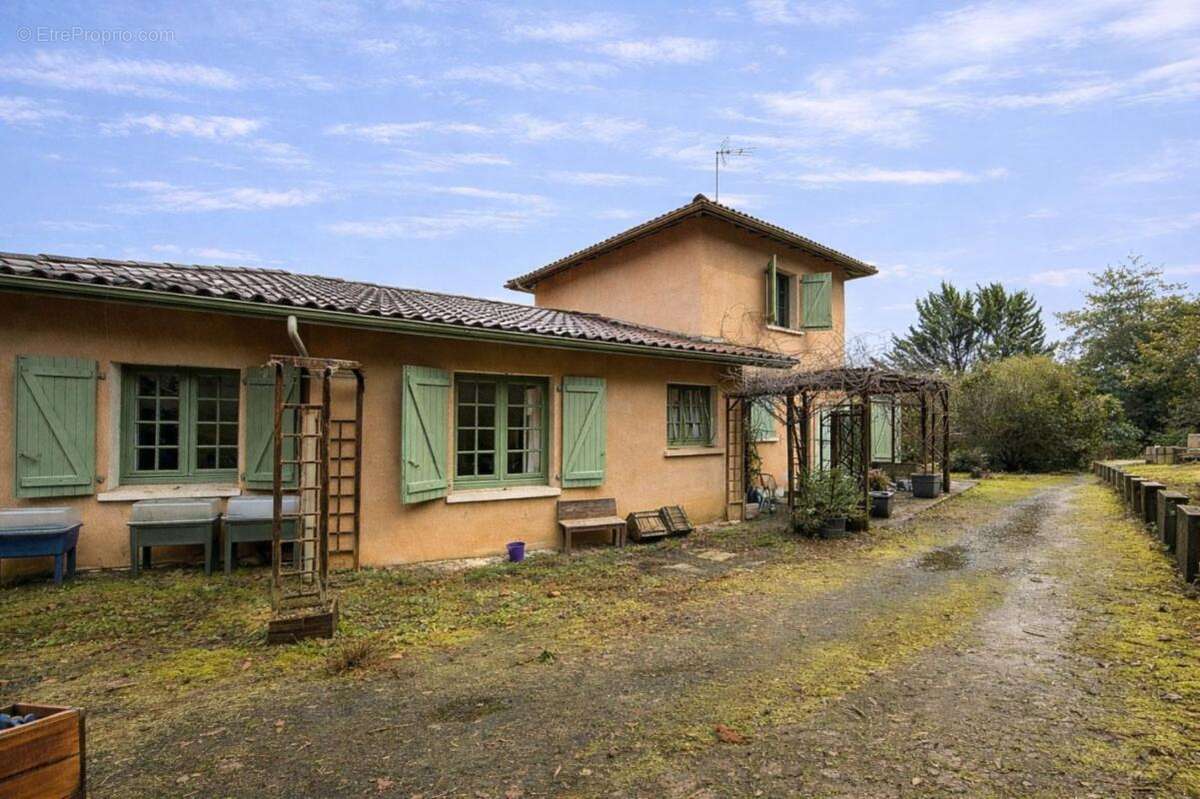 Maison à BAHUS-SOUBIRAN