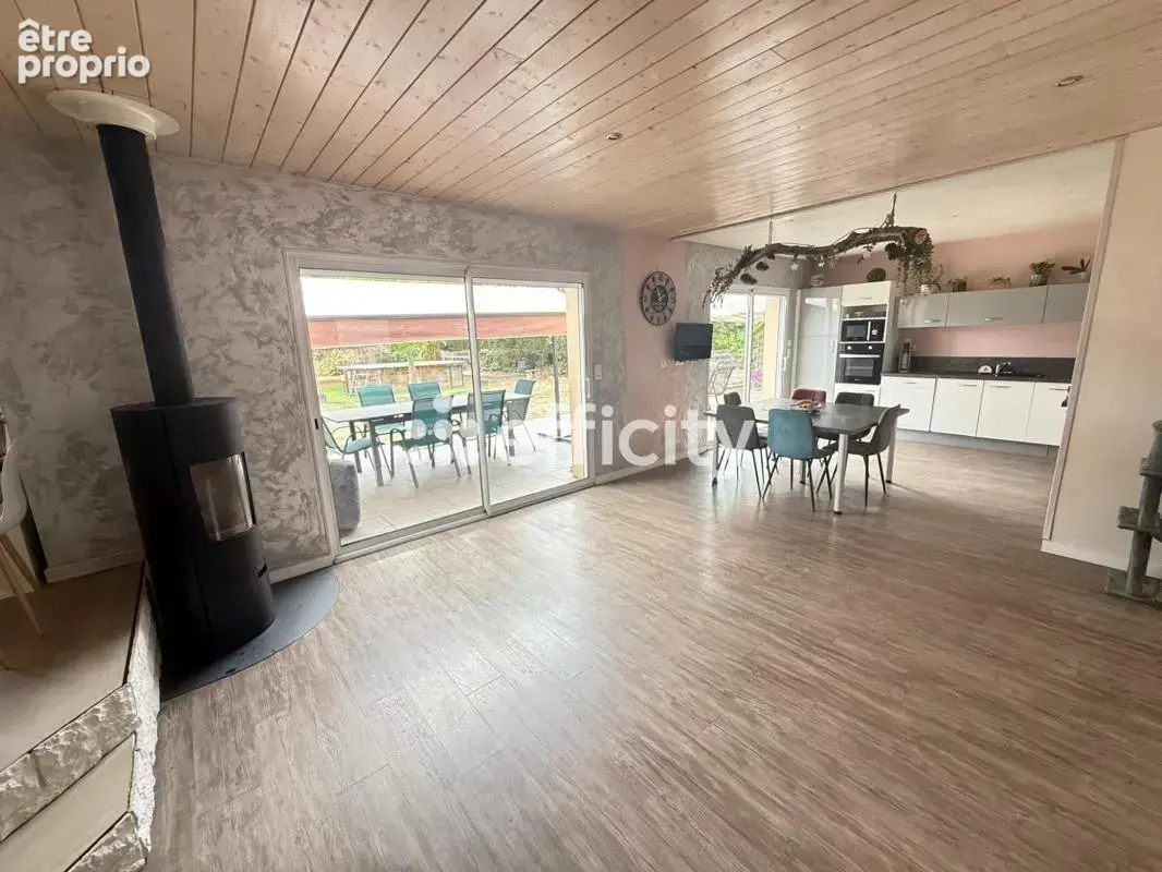 Maison 6 pièces 170 m² à vendre à Talmont-Saint-Hilaire (85440) - photo 3
