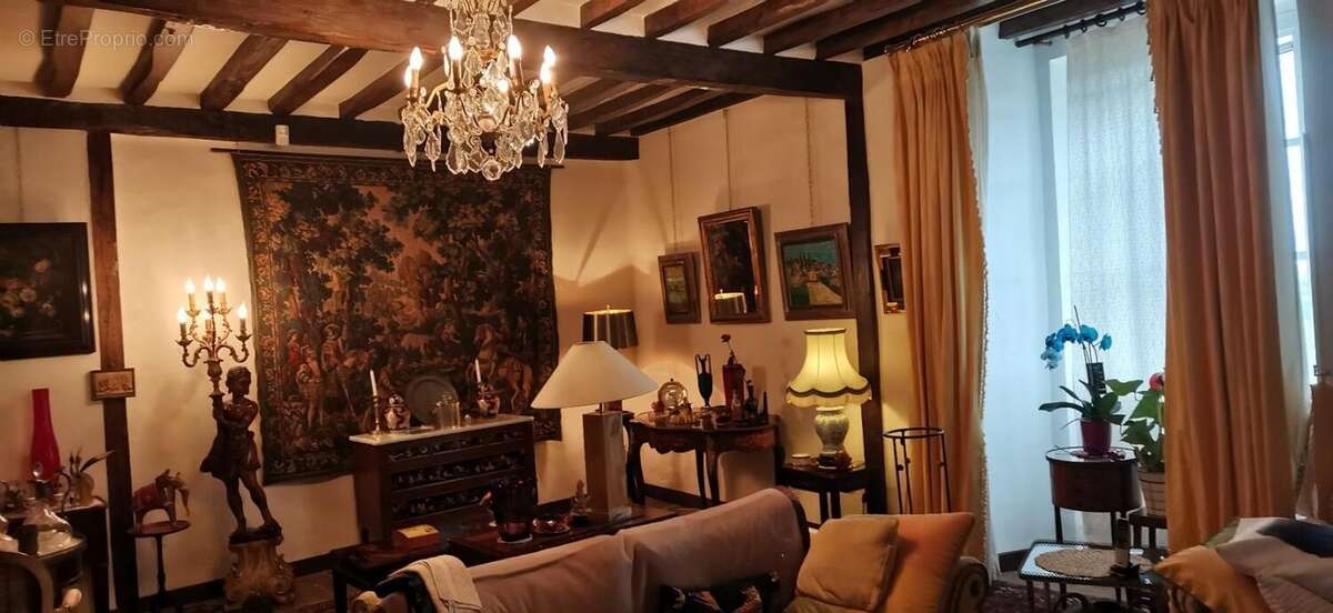 Maison à LA SALVETAT-BELMONTET